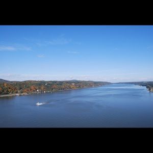 Meet your Posher, Teetee